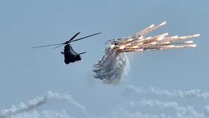 Constanţa: Drone cu lumini, drone cu efecte pirotehnice şi artificii, de Ziua Marinei
