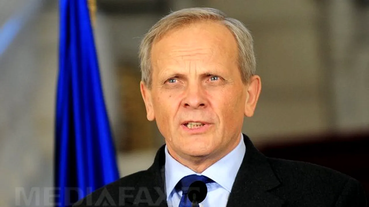 Stolojan: Majorarea indemnizaţiilor pentru demnitari, ”o mare măgărie”