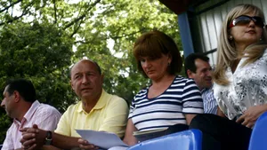 Traian şi Maria Băsescu au asistat la o piesă de teatru, la Vâlcea