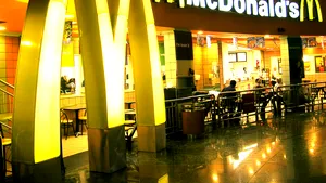 McDonald’s a vândut în România 61 de milioane de burgeri şi 3 milioane de cafele, în 2016