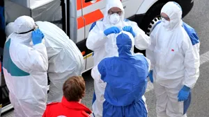 Grupul de Comunicare Strategică, despre efectele deciziei CCR. Evoluţia cazurilor de coronavirus în luna iulie / 3.680 persoane infectate nu au fost deloc în spital