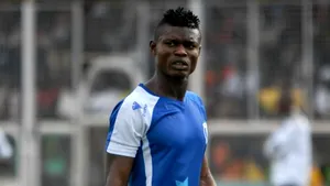 Fotbalistul nigerian Izu Joseph a murit, fiind împuşcat într-o piaţă din oraşul său natal