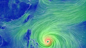 Taifunul Fung-wong se apropie de intensitatea maximă, amenințând Filipine, deja afectată de furtună