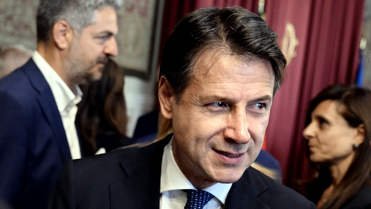 Summitul de la Bruxelles. Giuseppe Conte declară că ar prefera o femeie în funcţia de preşedinte al Comisiei Europene
