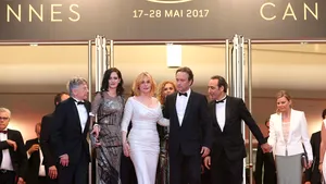 FOTO, VIDEO Festivalul de Film de la Cannes 2017: Satira despre o galerie de artă, 