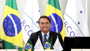 Preşedintele Braziliei dus la spital cu simptome de COVID-19. Jair Bolsonaro e aprig contestatar al coronavirusului
