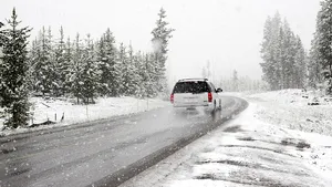 Prognoza METEO. Vreme ca de iarnă în aprilie, de marţi temperaturile scad drastic