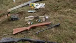 Arme folosite la braconaj, ridicate de polițiști în urma unor percheziții în Bistrița-Năsăud