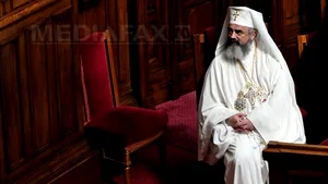 PF Daniel: În toate zilele postului, care începe duminică, să fie oficiat Paraclisul Maicii Domnului