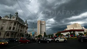 VREMEA va fi instabilă. Prognoza meteo pentru vineri, în ţară, la Bucureşti, la munte şi la mare