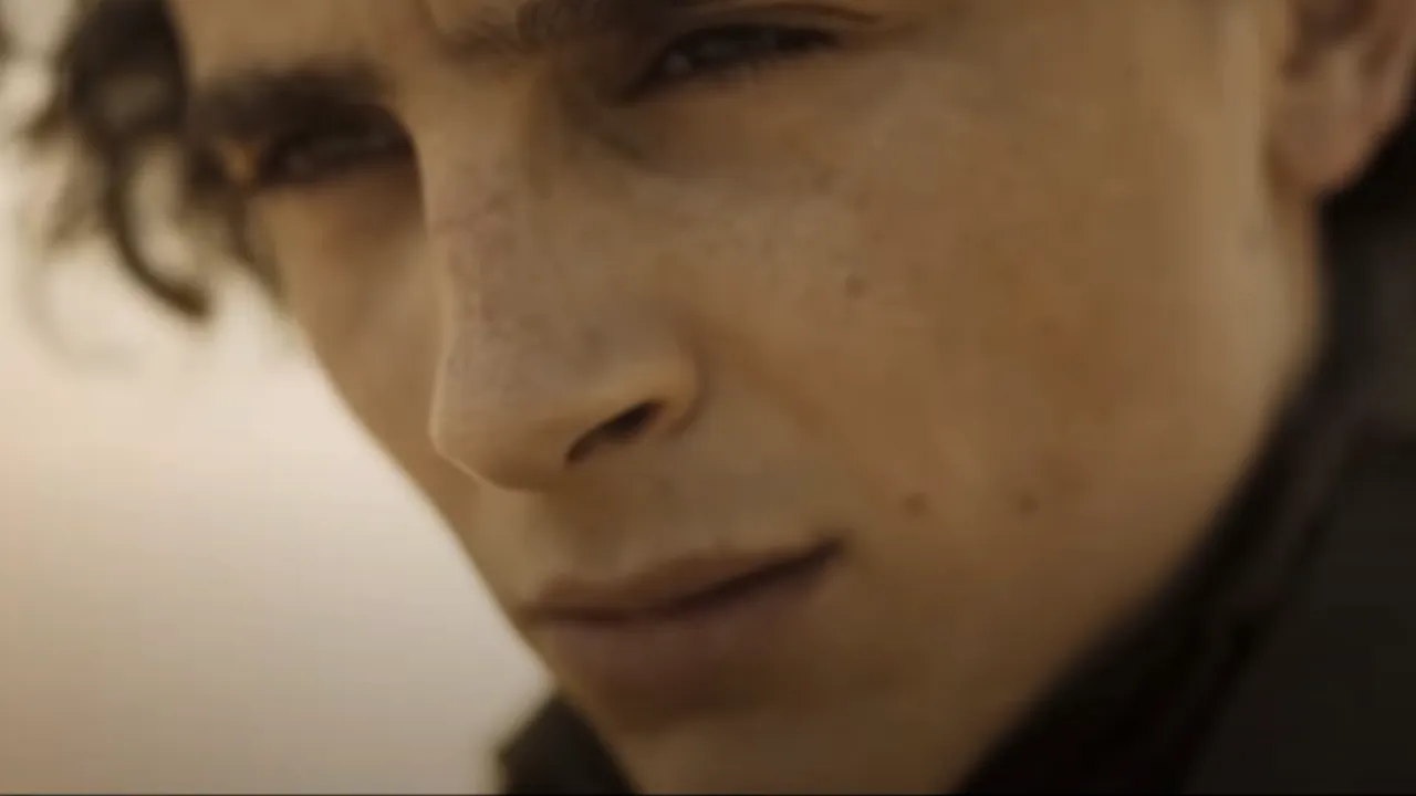  A apărut primul trailer pentru Dune, cu Timothee Chalamet în rol principal. Îi poţi vedea şi pe Jason Momoa, Javier Bardem şi Zendaya