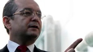 Boc a găsit reţeta insuccesului: „Indolenţa, aroganţa, delăsarea, combinate cu birocraţia excesivă”