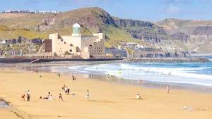 La plajă, de Paşte. Cum este să petreci cea mai sfântă sărbătoare din an în insulele Canare