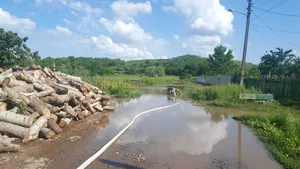 România, lovită de inundaţii. Locuinţe şi gospodării inundate şi în Ialomiţa - FOTO