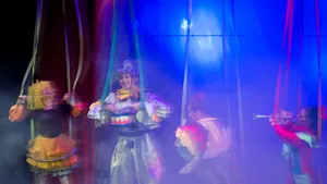 Mâine începe vânzarea biletelor pentru Festivalului Național de Teatru: zeci de spectacole în selecție și un modul special semnat de regizorul Radu Afrim