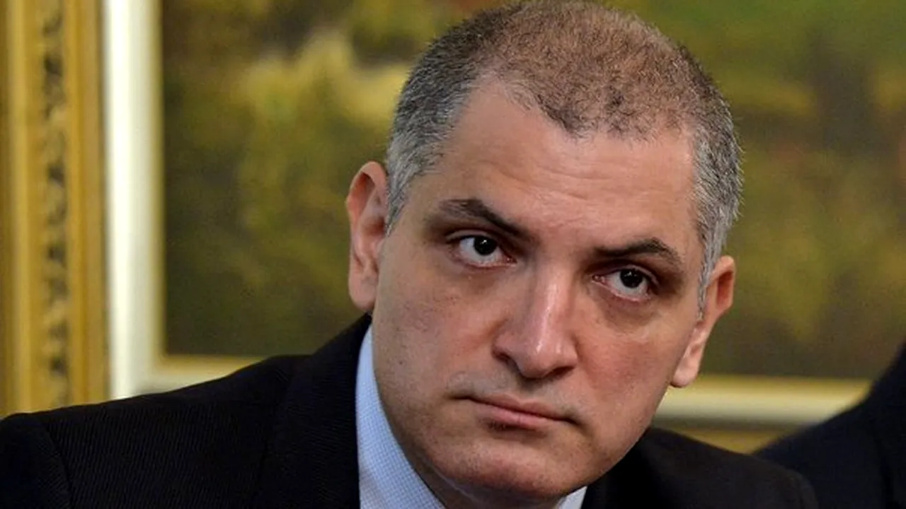 Damian Drăghici: Londra să-şi facă griji pentru bancherii care fură miliarde, nu pentru imigranţi