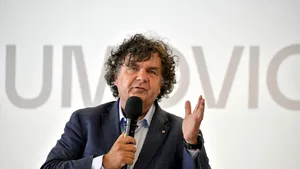 Analiză a pieței muncii în 2025: Trend ascendent în construcții, concedieri în automotive și IT