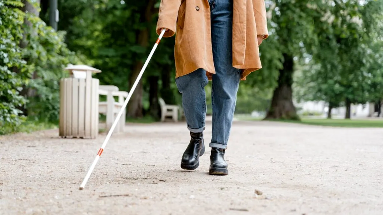 Cum schimbă „Oglinzile AI” felul în care persoanele nevăzătoare se văd pe ele însele