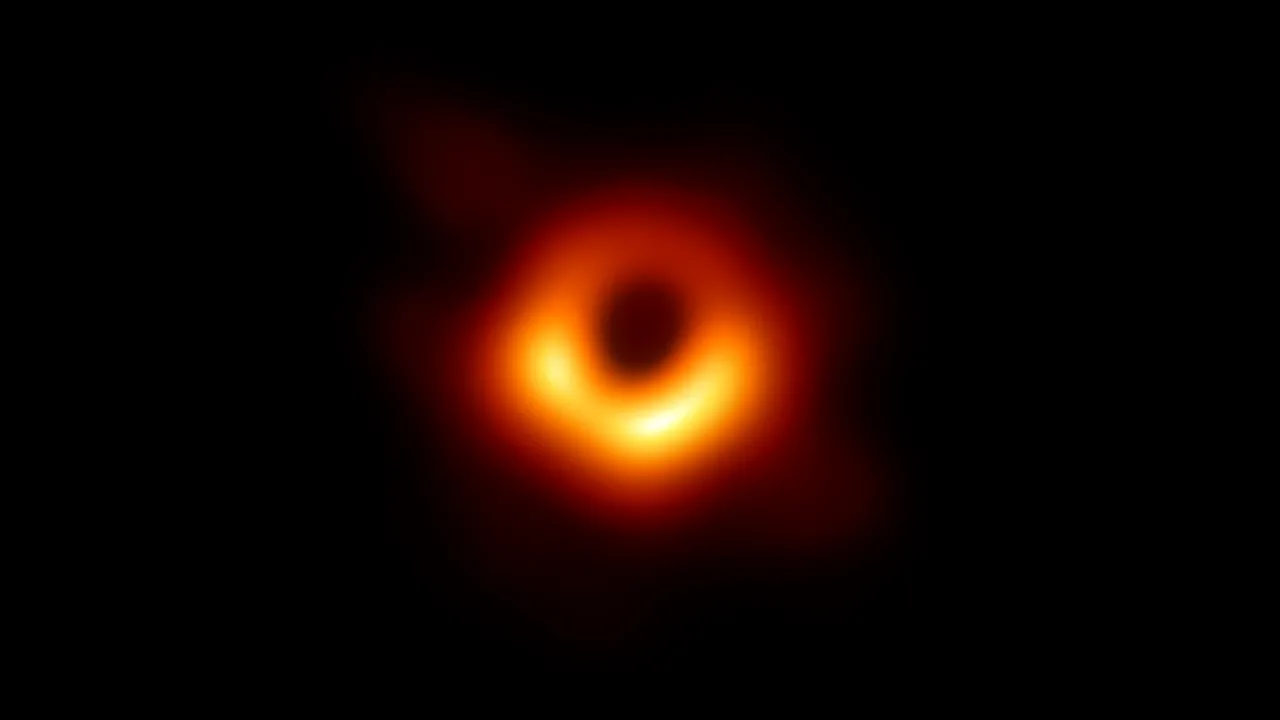 O gaură neagră monstruoasă care n-ar fi trebuit să existe în Calea Lactee a fost descoperită