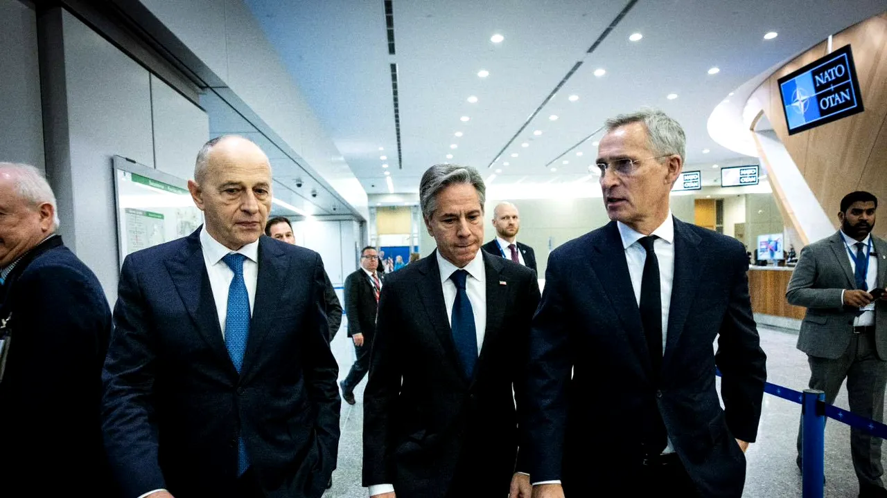 Geoană, umăr la umăr cu Blinken: NATO va continua să răspundă tuturor provocărilor şi ameninţărilor