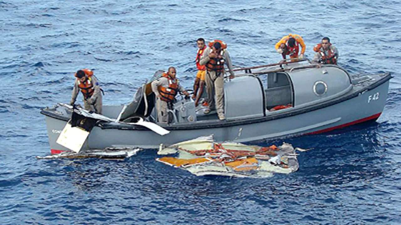 Încă un cadavru a fost recuperat din Atlantic de o navă franceză - VIDEO