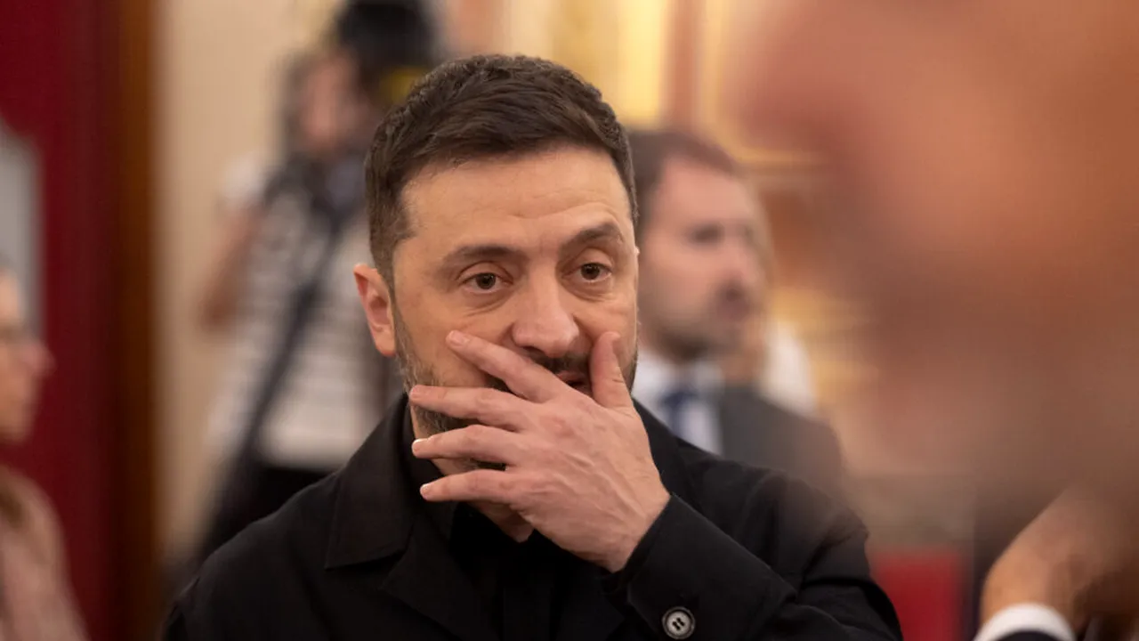 Zelenski, pus la zid de Trump: Are șase zile să accepte planul de pace sau pierde sprijinul SUA