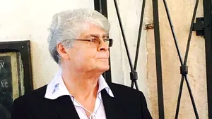 Povestea emoţionantă a fabulosului chirurg Cătălin Bărbulescu, răpus de COVID-19. A dat ultima consultaţie deşi abia respira