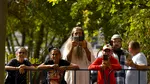 Simpatizanții lui Călin Georgescu protestează la sediul DIICOT. Stegarul dac, printre ei