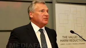 Fostul preşedinte polonez Kwasniewski: Polonia a făcut presiuni pentru oprirea interogatoriilor CIA pe teritoriul său în 2003 