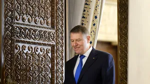 Iohannis participă la şedinţa Parlamentului consacrată Revoluţiei şi la evenimentele de la Timişoara