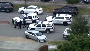 Cel puţin 12 morţi, inclusiv atacatorul, în urma unui incident armat într-un centru municipal din statul american Virginia 