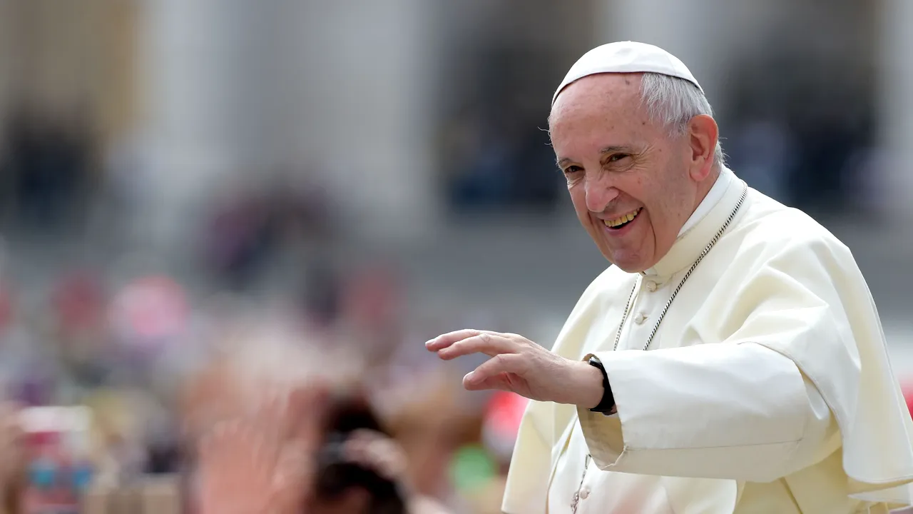 Papa Francisc va conduce slujba de Duminica Floriilor la o zi după ce a părăsit spitalul