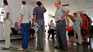 Ministrul Sănătăţii: Cei de la Casă au hingherit pacientul, omul! Acasă cu ei!