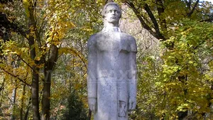 Obiecte dispărute de la Casa memorială Mihai Eminescu de la Ipoteşti. Poliţia a fost sesizată