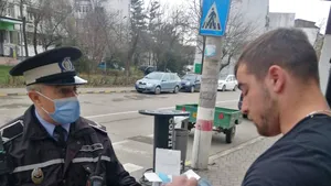 Măsura inedită pentru a încuraja purtarea măştii: Ce primesc cetăţenii în loc de amendă