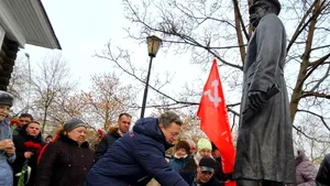 Cine este guvernatorul rus care se inspiră din Stalin și Ivan cel Groaznic: statui, interdicții și nostalgie sovietică