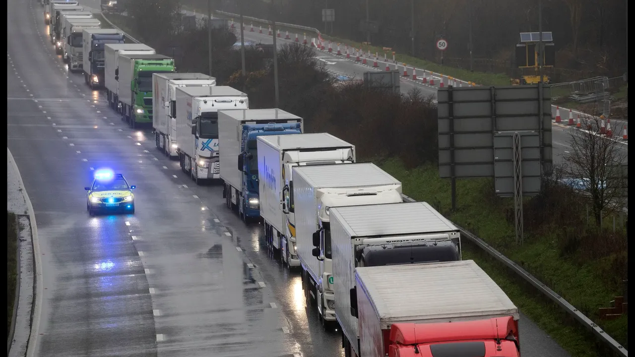 Comisia Europeană recomandă reluarea traficului cu Regatul Unit pentru „călătorii esenţiale”
