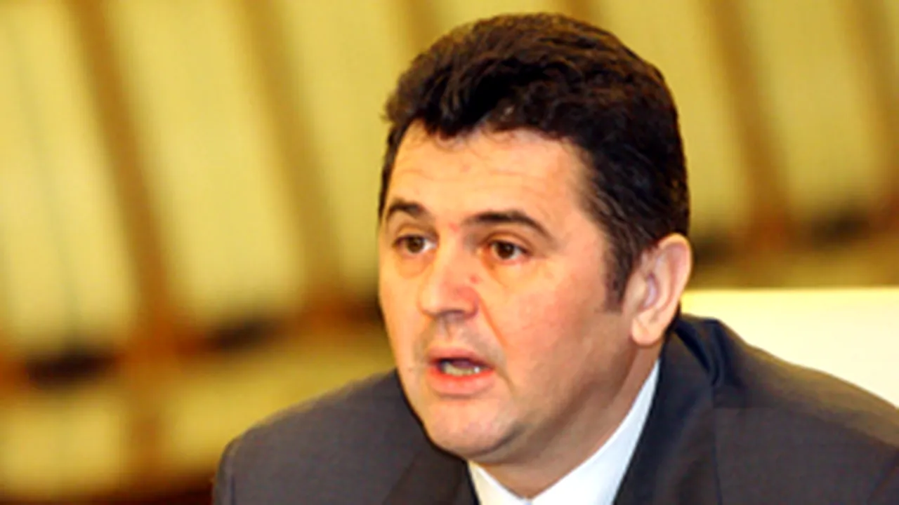 Secretarul general al PSD, Marian Neacşu îi cere lui Eugen Bejinariu să-şi dea demisia din actualul şi viitorul Parlament 