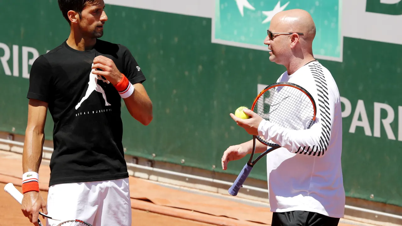 Ruptură în tenis: Novak Djokovic a întrerupt colaborarea cu Andre Agassi. Reacţia lui Darren Cahil, antrenorul Simonei Halep