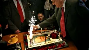 FOCUS: Urări politice, dar şi cântări din muzicuţă pentru Ion Iliescu, la 78 de ani