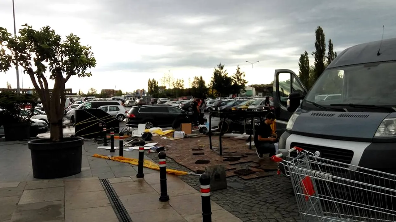FURTUNA din vestul ţării | 200.000 de locuitori, fără energie electrică. Tudose, despre necesitatea unei aplicaţii care să alarmeze populaţia: Va fi o prioritate/ Iohannis cere un sistem de avertizare rapidă 