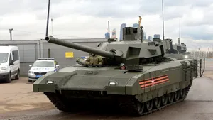 Primul tanc din lume care vine „la pachet” cu o toaletă, la care poate fi trasă apa, costă 3,5 milioane de euro