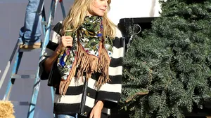 Heidi Klum a cumpărat şase brazi de Crăciun - FOTO