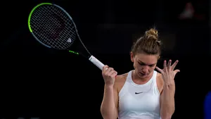 Simona Halep, eliminată în sferturile de finală, de la WTA Adelaide. Românca a fost învinsă în două seturi de Aryna Sabalenka 