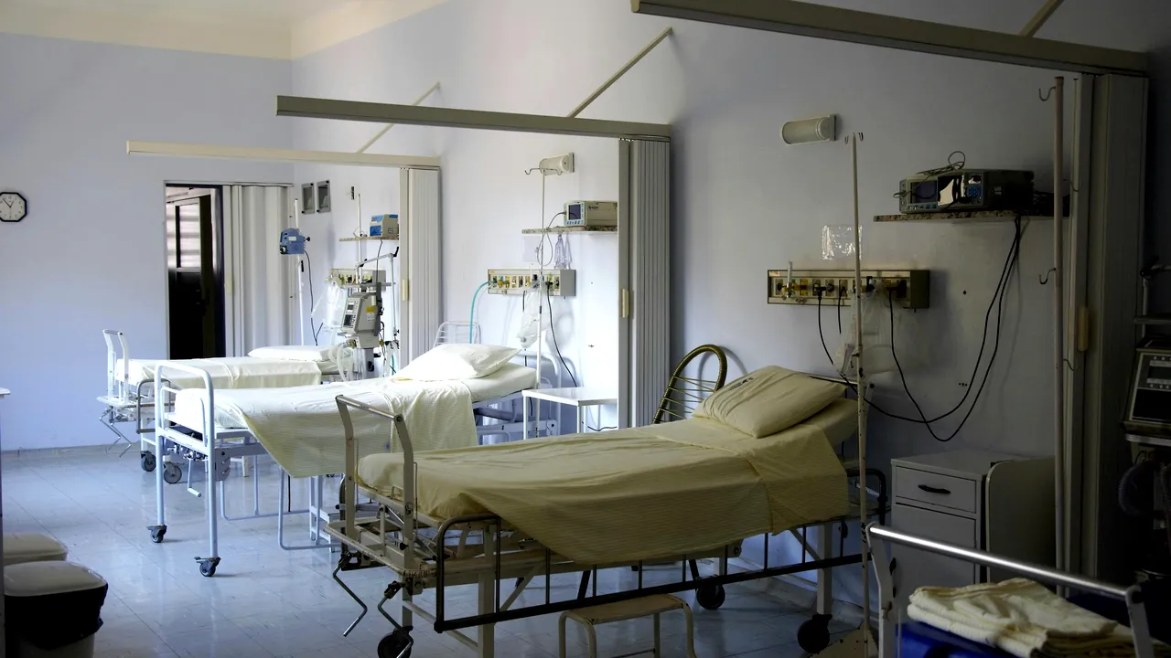 Violul şi uciderea unui medic într-un spital din India declanşează proteste în toată ţara