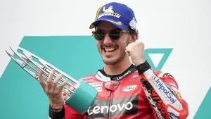 Bagnaia câştigă primul titlu de MotoGP, iar Ducati pune capăt unei perioade de 15 ani de secetă