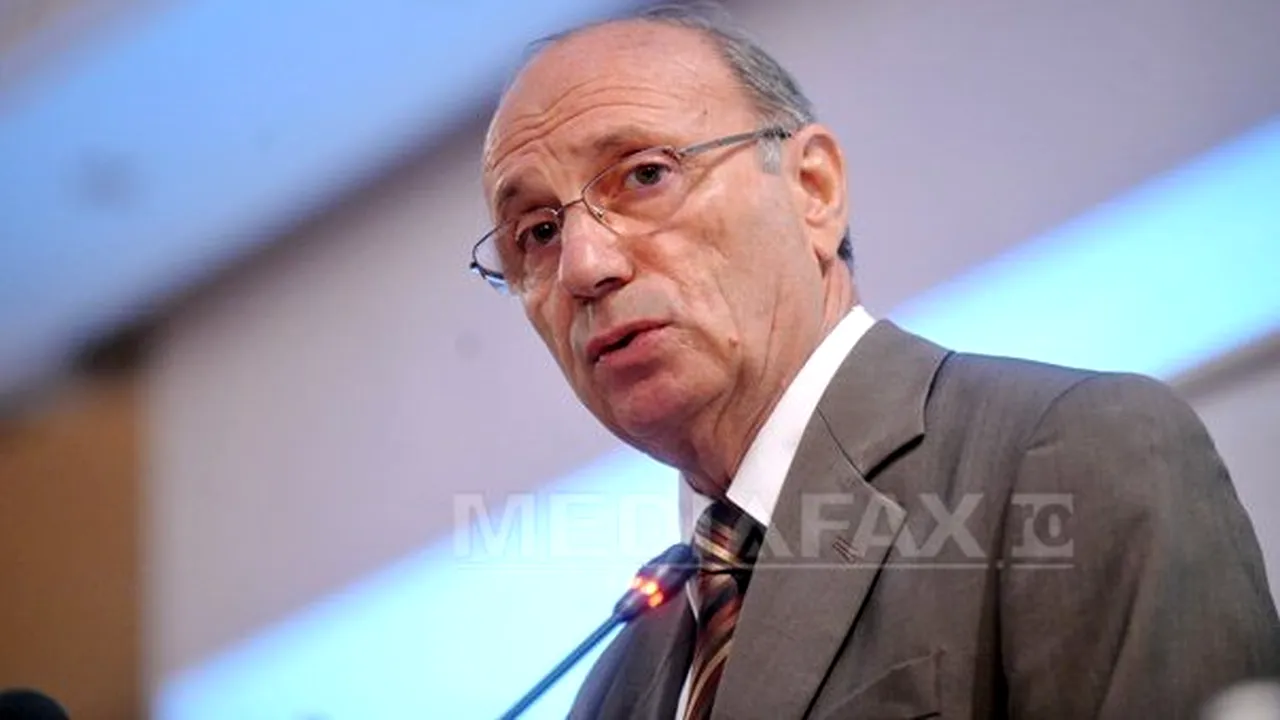 Şeful Comisiei de Supraveghere a Asigurărilor: Voi fi revocat din funcţie. Un cutremur în asigurări ar face din FNI un mic incident