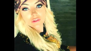 Delia, „sechestrată din cauza virusului ucigaş”. Ce le-a transmis solista fanilor săi, după apariţia zvonului că ar fi blocată în Singapore