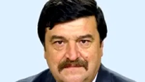 Senatorii PSD şi PDL au renunţat la legiferarea numirii politice a prefecţilor