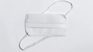 Reacţie nervoasă a unui politician italian faţă de persoanele care nu poartă măşti de protecţie: 